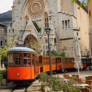 Excursión autoguiada por Mallorca de Palma a Sa Calobra (tren, tranvía y barco de Sóller) 5