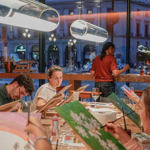Pinta & Vermutea con vistas en Ocean Drive Madrid