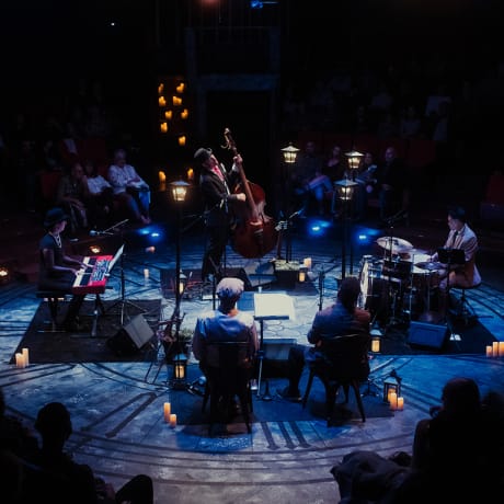 Foto 2 de The Jazz Room: Tributo a Frank Sinatra y Louis Armstrong