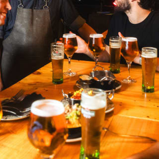Cata de cervezas en la mística coctelería Quimica 4