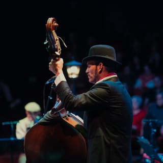 The Jazz Room: Tributo a Frank Sinatra y Louis Armstrong 4