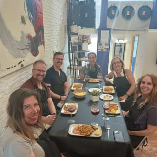 Paella cooking workshop in Madrid 6