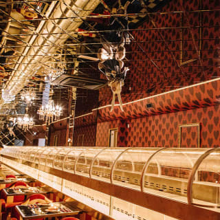 Buffet de sushi en The Kaiten Lab Wonderland 4