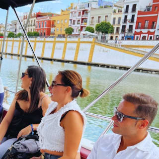 Sevilla: Paseo guiado en barco por el Guadalquivir 3