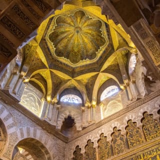 Córdoba y Mezquita-Catedral: Excursión guiada de un día desde Sevilla 8