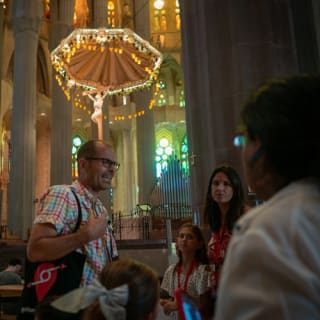 Sagrada Familia: Entrada de acceso rápido + Tour guiado privado 7