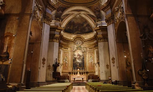 Basílica Pontificia de San Miguel Basílica Pontificia de San Miguel 3