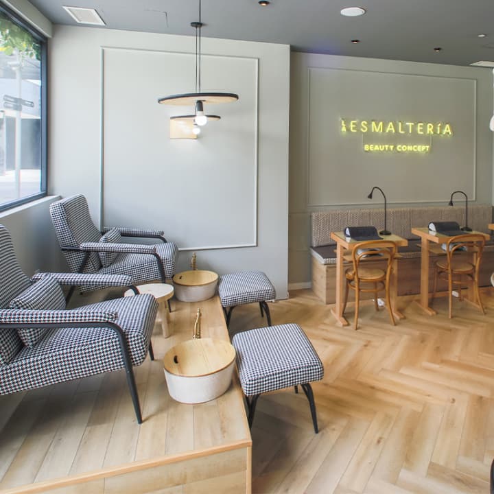 Manicura + pedicura con esmaltado permanente en La Esmalteria