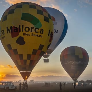 Romantic Sunrise Balloon Tour in Majorca 5
