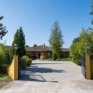 Casa rural en Toledo: dos noches, gymcana y brunch en El Toril 1