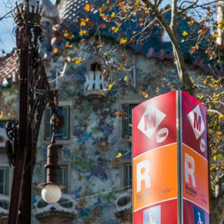 Hola Barcelona: Tarjeta de transporte público 1