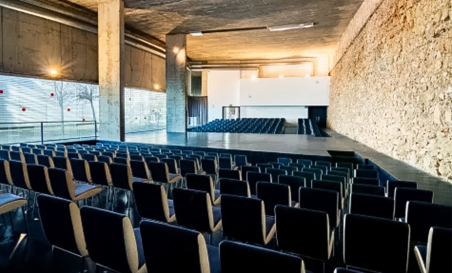 Palacio de Congresos Manuel Rojas 2